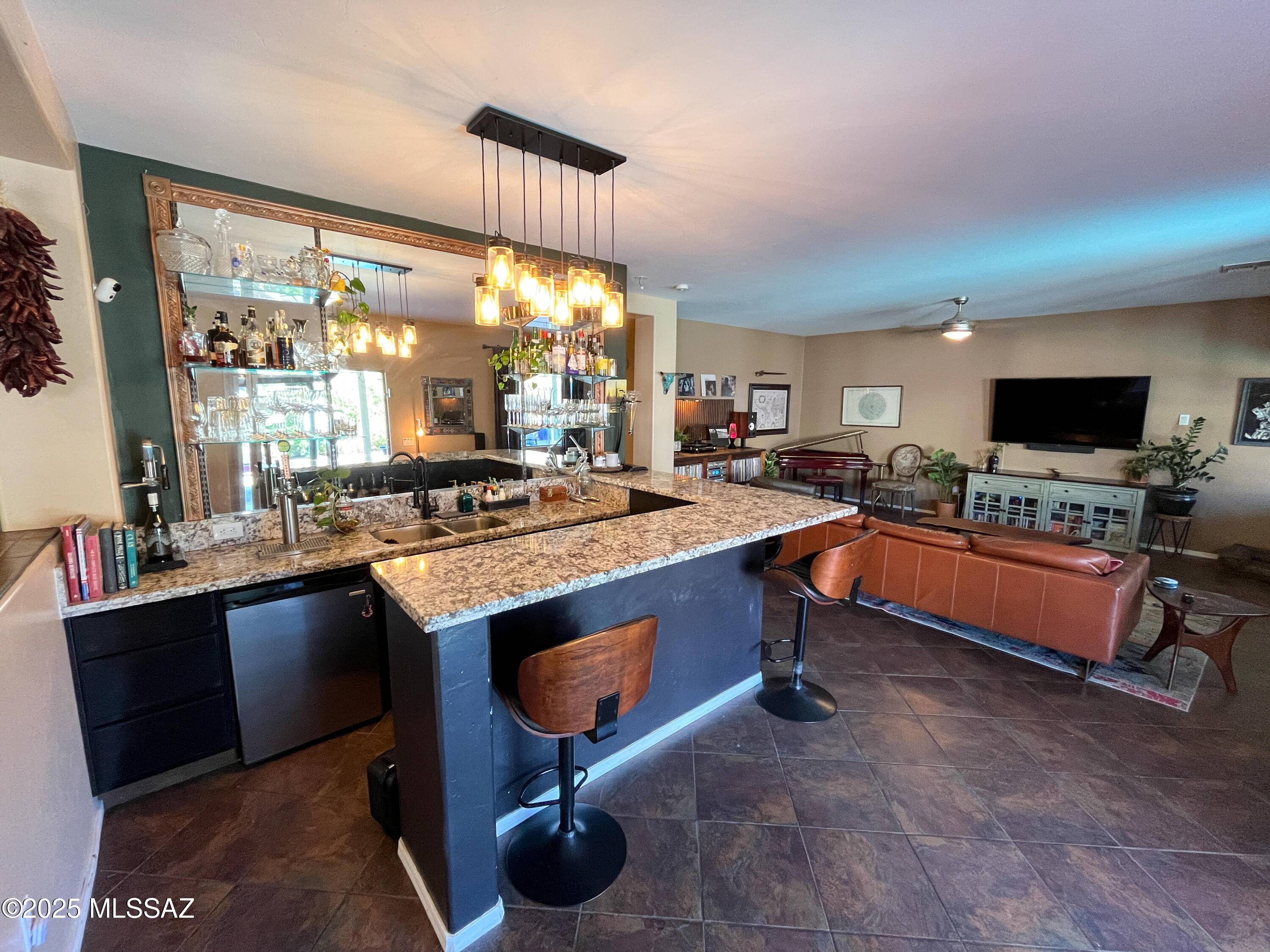 Sahuarita, AZ 85629,971 W Calle Valenciana