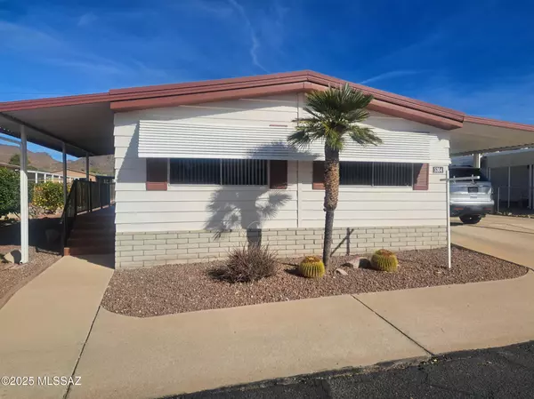 5364 W Flying W Street, Tucson, AZ 85713