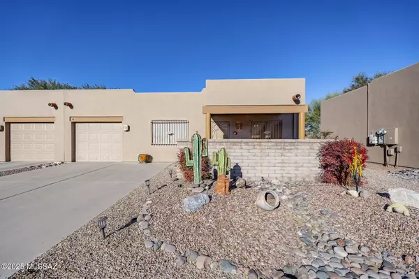 3732 S Paseo de los Nardos, Green Valley, AZ 85614