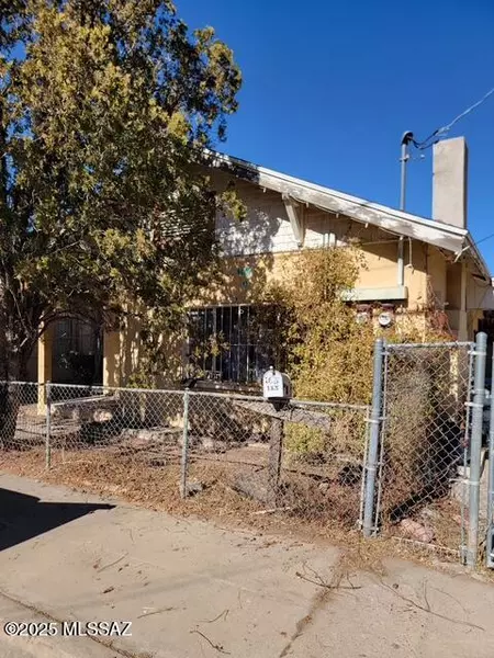 165 E Hudgins Street, Nogales, AZ 85621