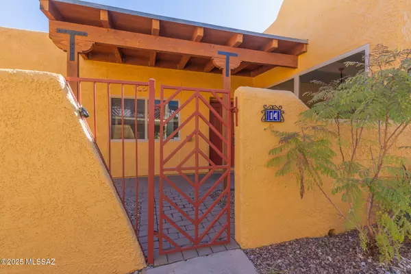 6255 N Camino Pimeria Alta  #APT 14, Tucson, AZ 85718