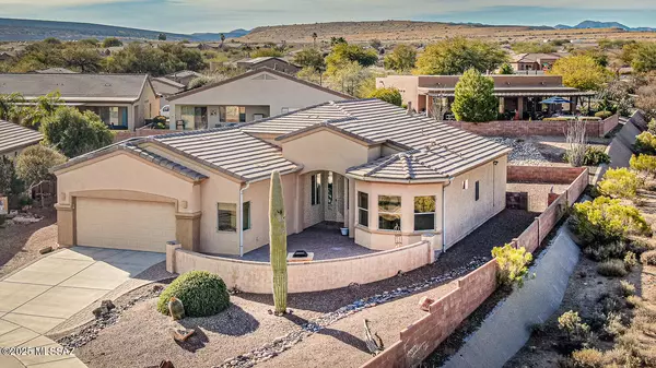 525 N Dossi Place, Green Valley, AZ 85614