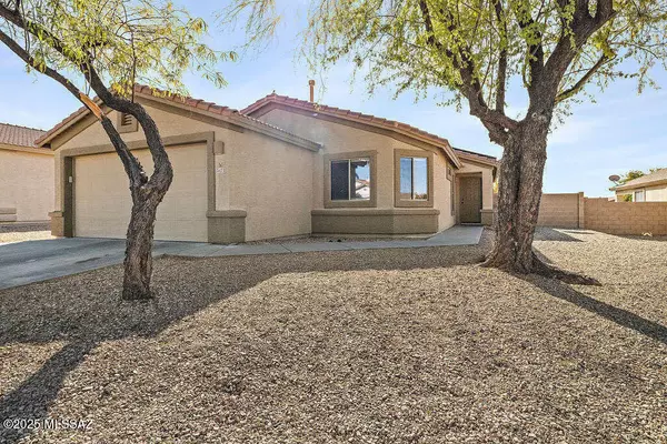 5473 W Bandtail Court,  Marana,  AZ 85658