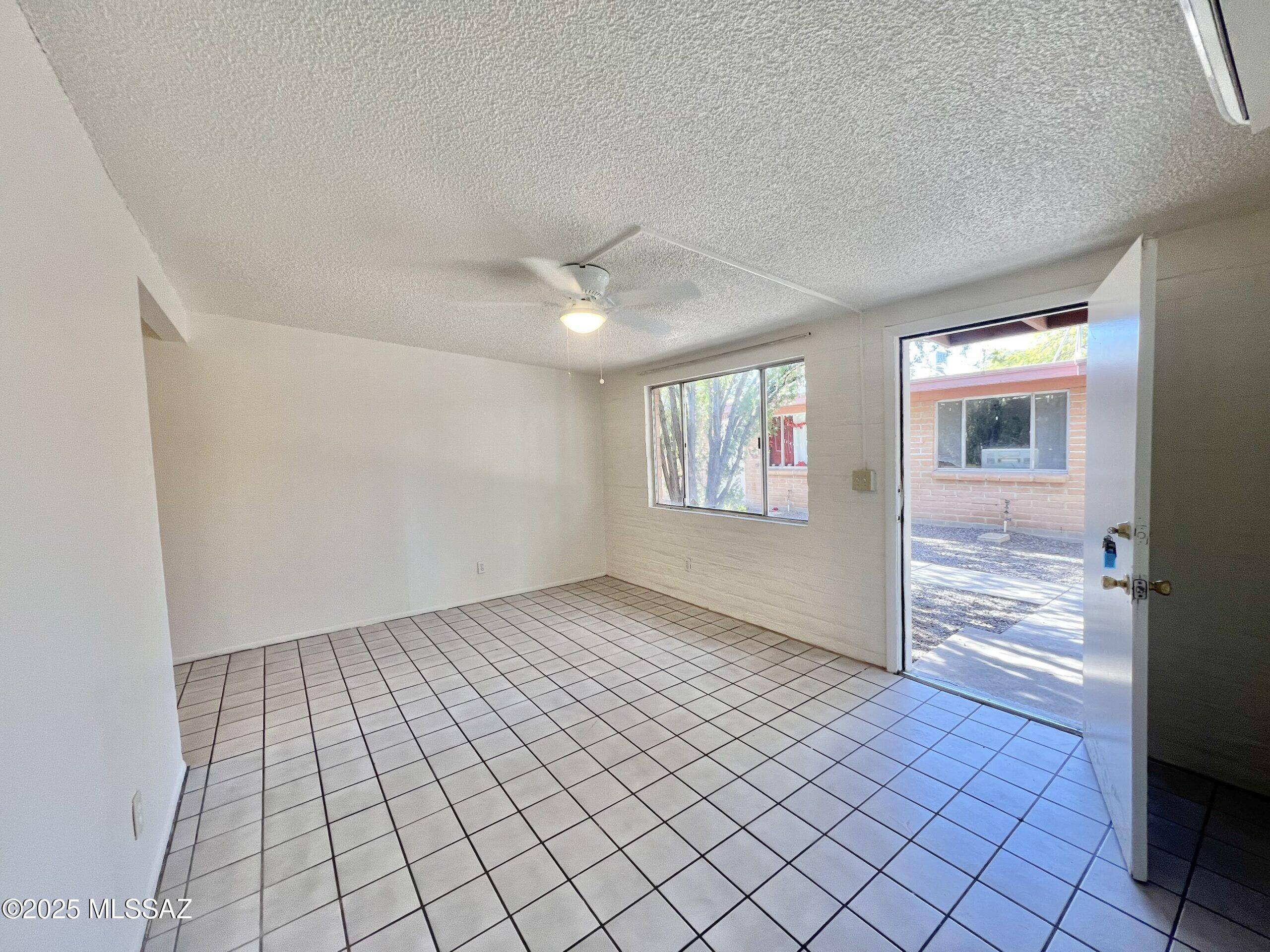 Tucson, AZ 85705,196 W Prince Road