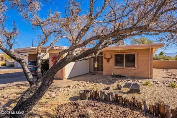 1472 N Rio Santa Cruz, Green Valley, AZ 85614