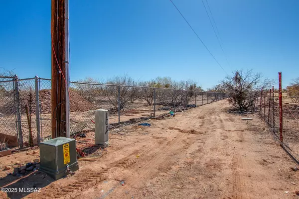Marana, AZ 85653,12543 N Flintlock Road #33