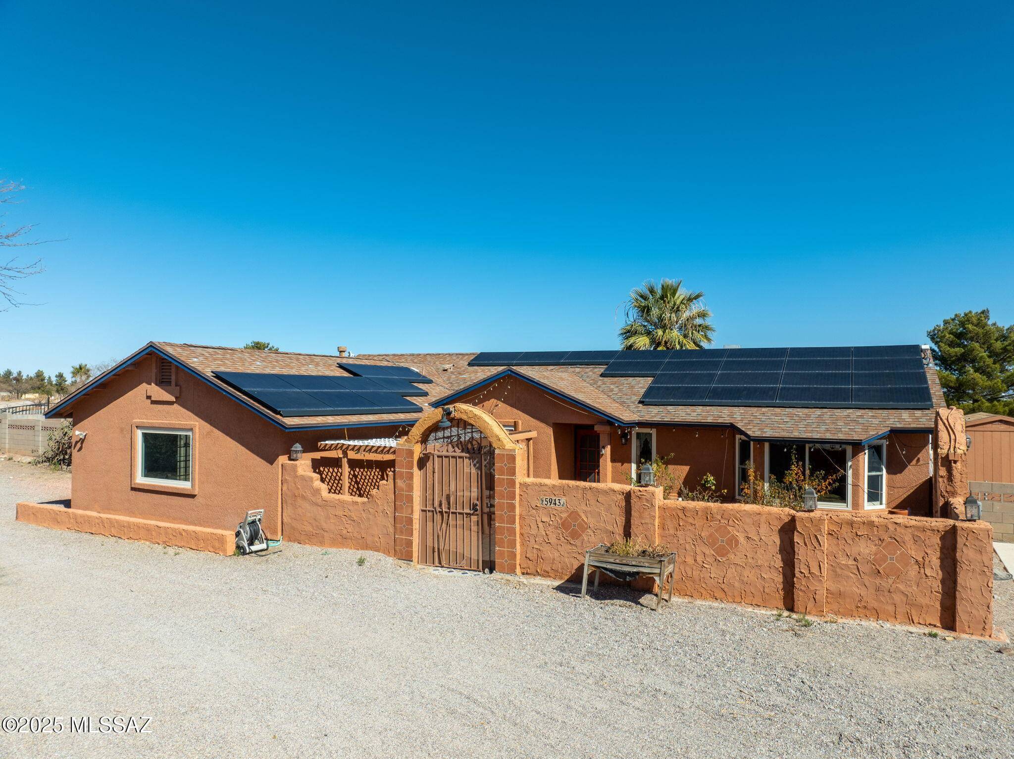 5943 S Mesquite Tree Lane, Hereford, AZ 85615