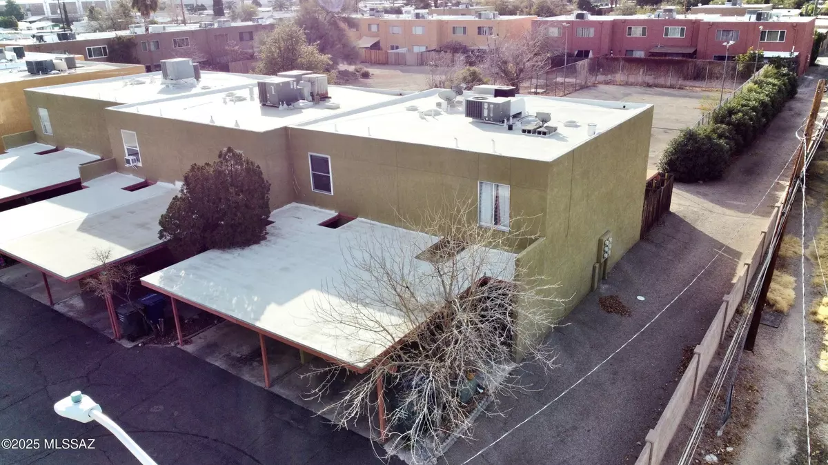 Tucson, AZ 85705,712 W Limberlost Drive #47