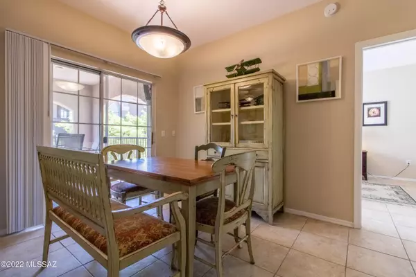 Oro Valley, AZ 85737,1500 E Pusch Wilderness Drive #8208