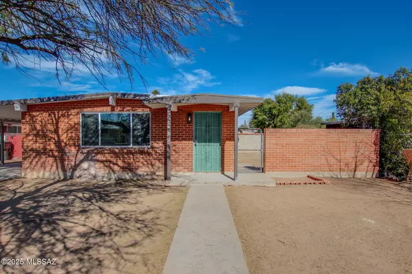 209 E Inez Street, Tucson, AZ 85756