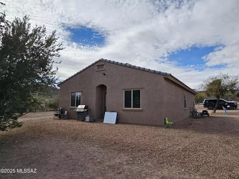 2385 W 40th Street, Tucson, AZ 85713