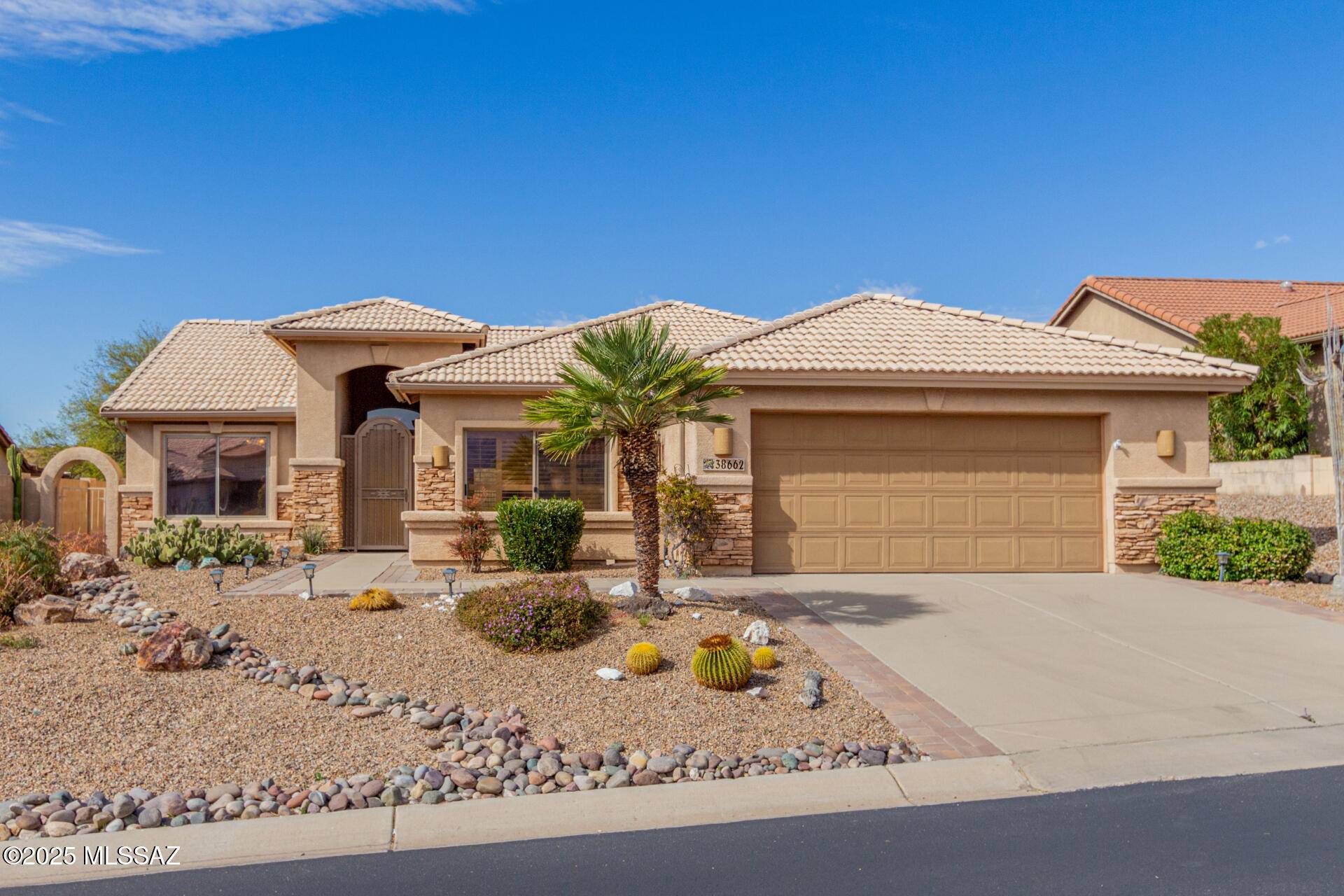 38662 S Sand Crest Drive, Saddlebrooke, AZ 85739