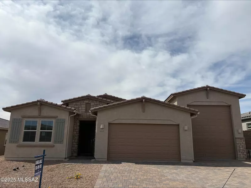 6650 W Winding Knoll Place, Marana, AZ 85658