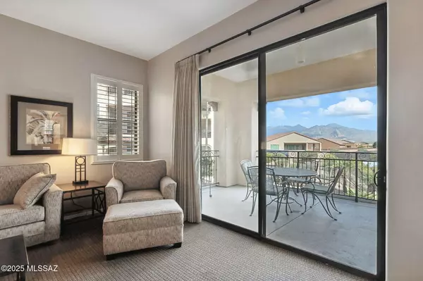 Green Valley, AZ 85622,5775 S Camino Del Sol  #5204