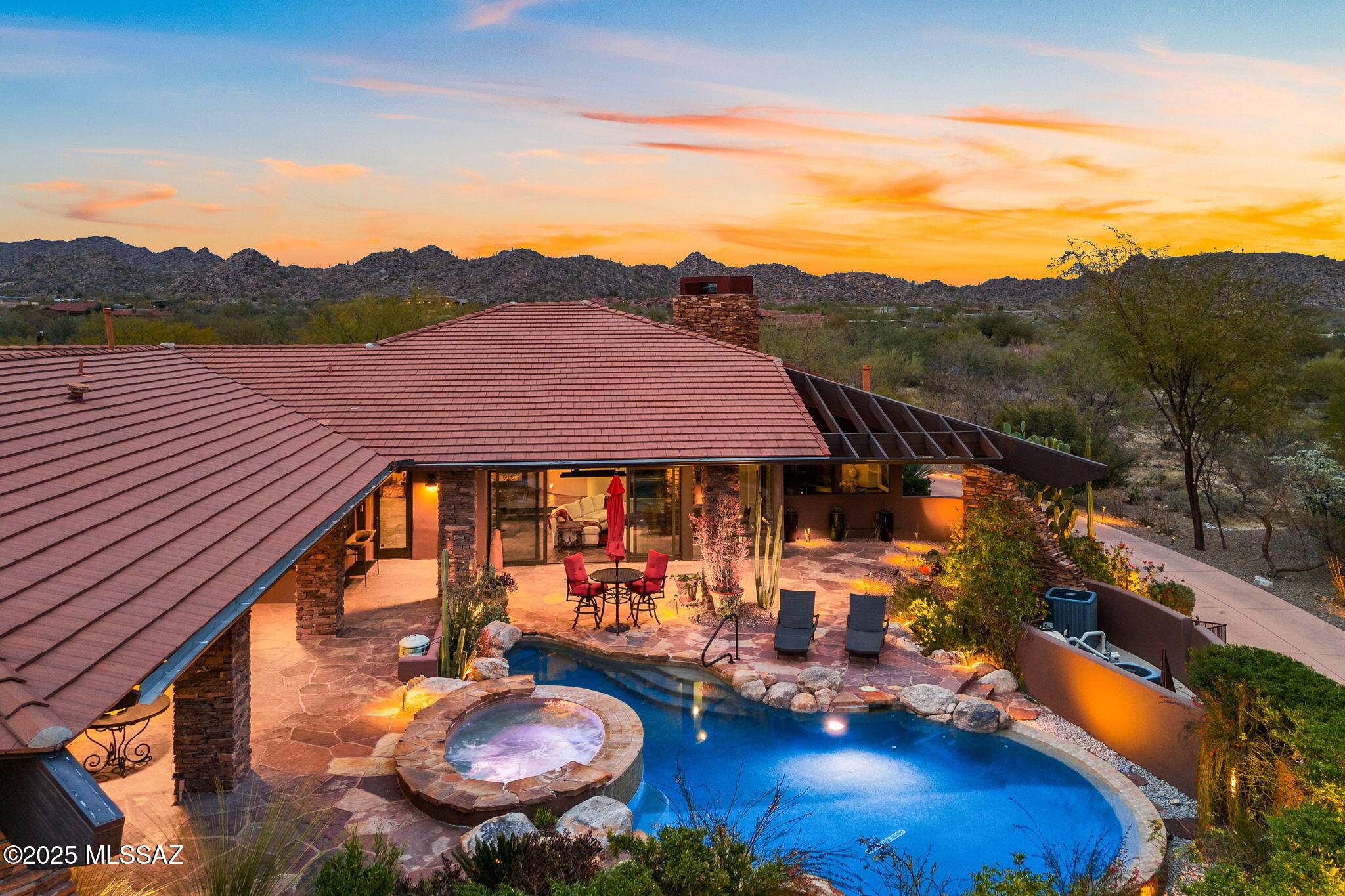 1092 W Vistoso Highlands Drive, Oro Valley, AZ 85755