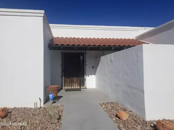 Nogales, AZ 85621,722 N Holm Circle