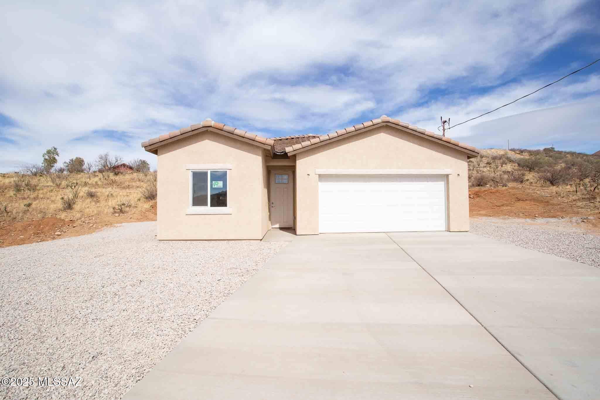 476 Vereda Atun, Rio Rico, AZ 85648