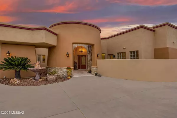 11450 N Charoleau Drive, Oro Valley, AZ 85737