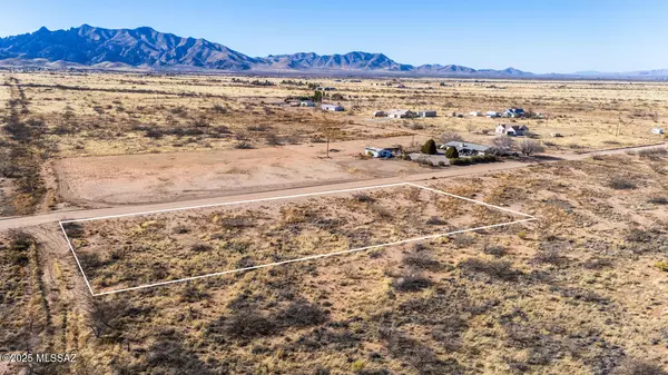 Pearce, AZ 85625,0.83 Acres S Central Road #11