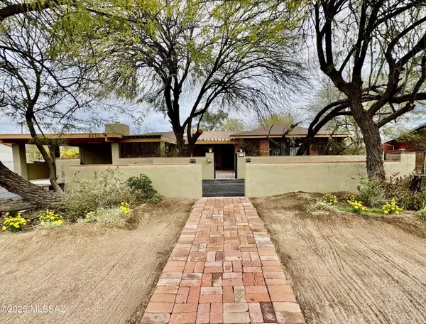 Tucson, AZ 85711,4131 E Kilmer Street