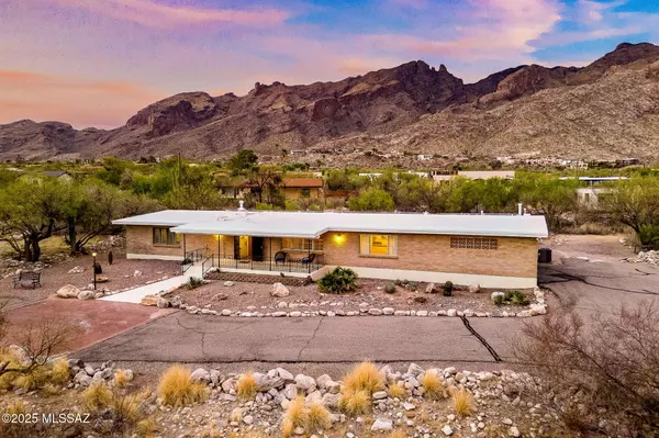 Tucson, AZ 85718,6601 N Donna Beatrix Circle