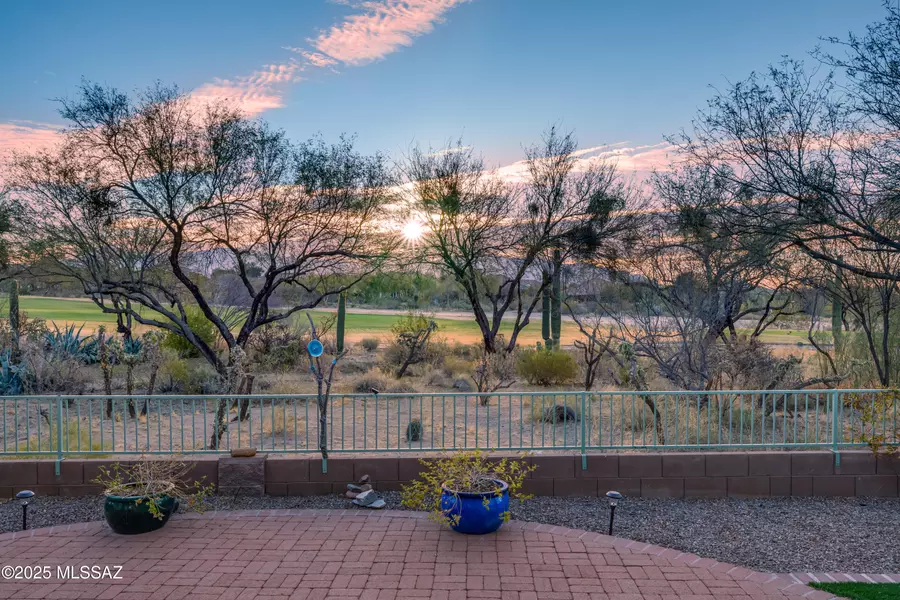 12988 N Burrobush Loop, Marana, AZ 85658