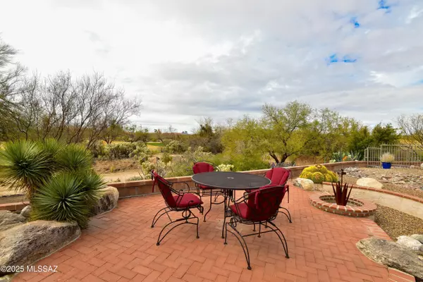 14245 N Silkwind Way, Oro Valley, AZ 85755