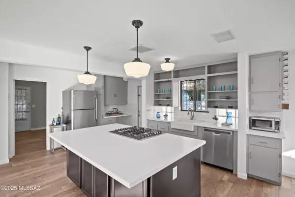 235 N Tucson Boulevard, Tucson, AZ 85716