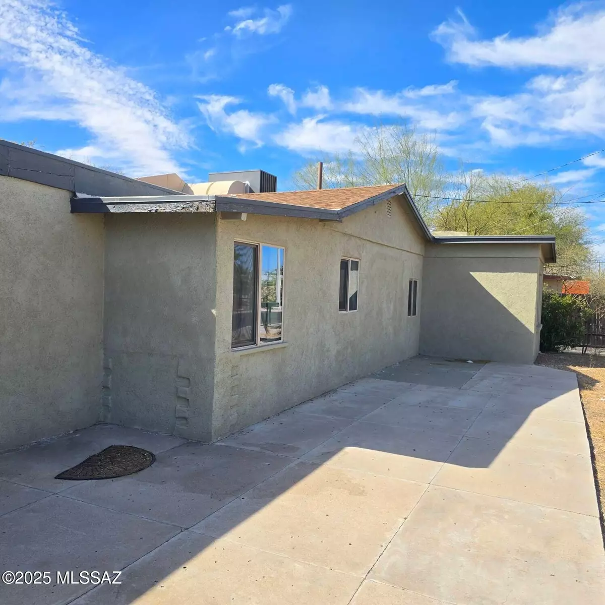 Tucson, AZ 85712,5850 E Lee Street