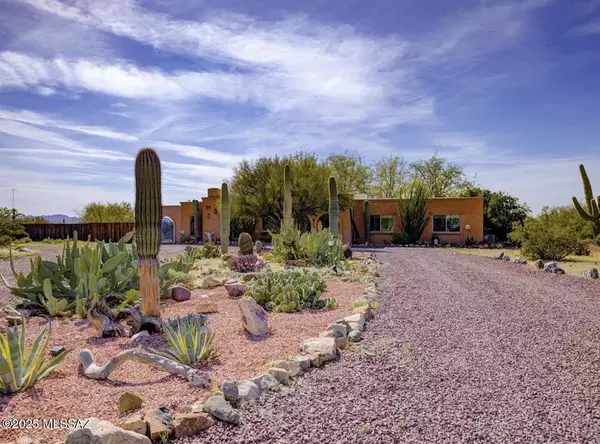 4401 N Sanders Road, Tucson, AZ 85743