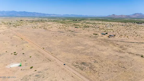 Pearce, AZ 85625,28 Acres Chiricahua Drive #-
