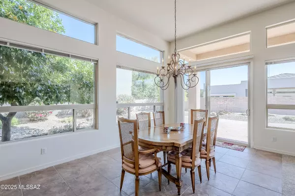 Oro Valley, AZ 85755,13854 N Slazenger Drive