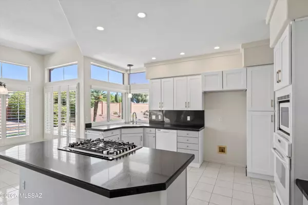 Oro Valley, AZ 85755,14574 N Lost Arrow Drive