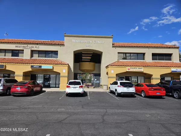 Tucson, AZ 85716,2921 E Fort Lowell Road #201