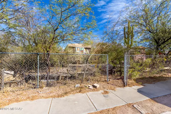 642 W Florence Street, Tucson, AZ 85705