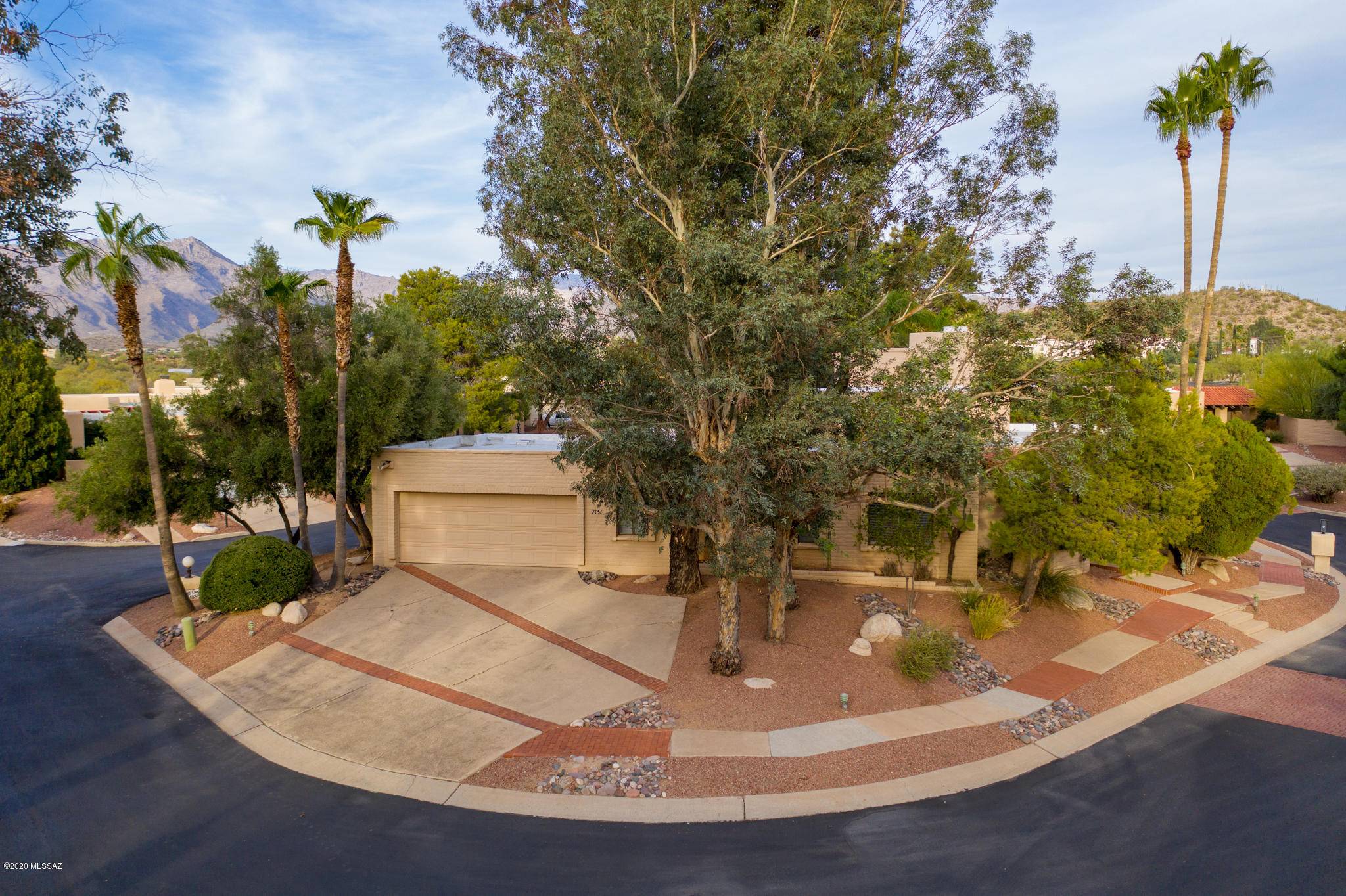 Tucson, AZ 85750,7131 E River Canyon Place