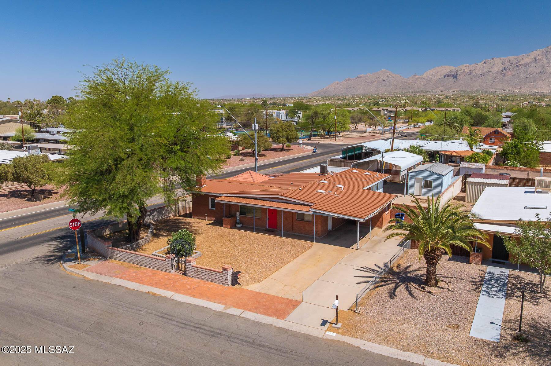 4301 E Hayhurst Street, Tucson, AZ 85712