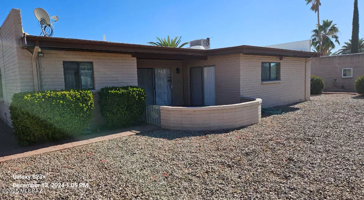 Green Valley, AZ 85614,1622 S San Ray