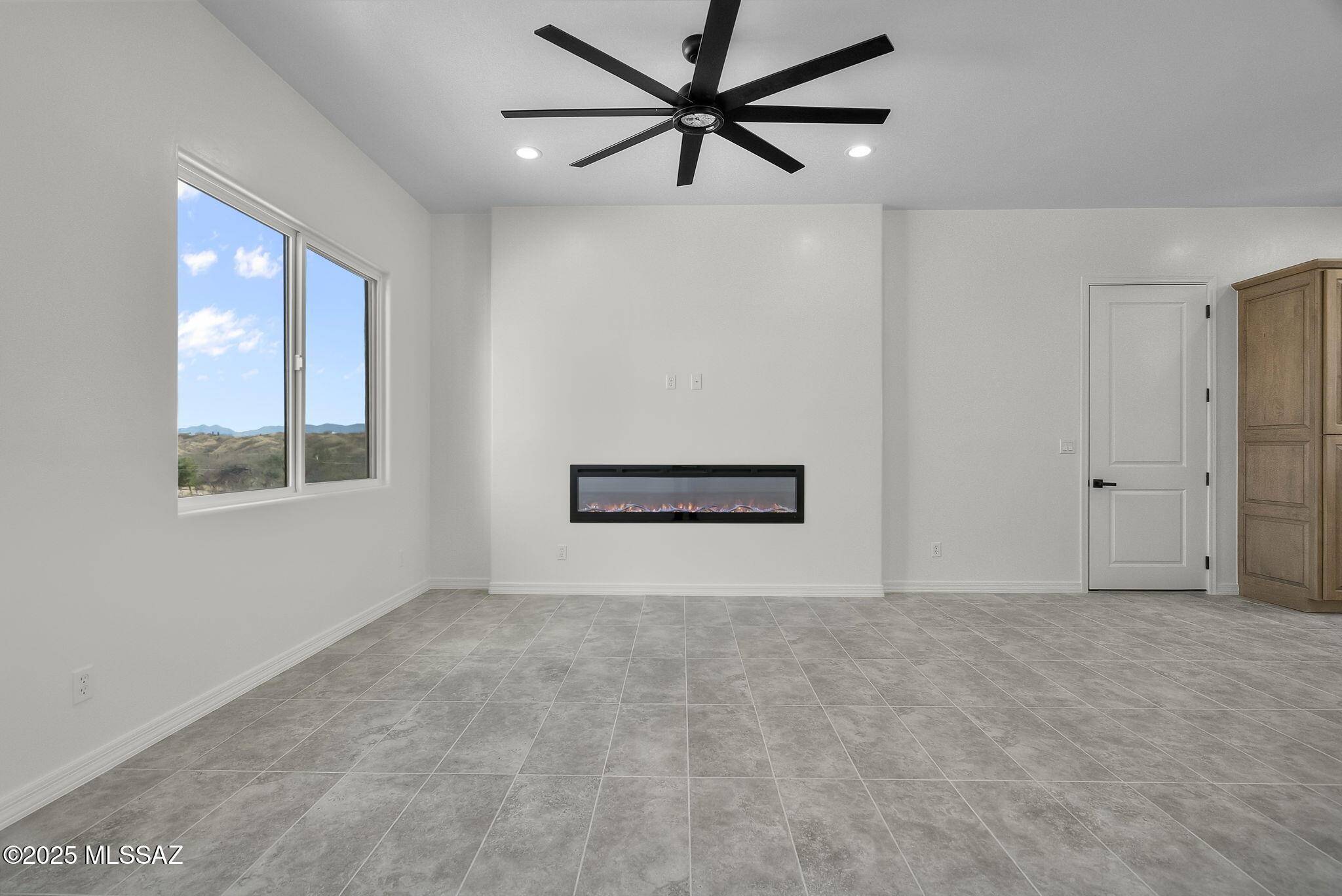 Rio Rico, AZ 85648,893 Rocin Court