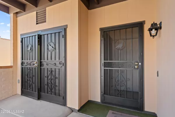 Green Valley, AZ 85622,1435 W Calle Pueblo