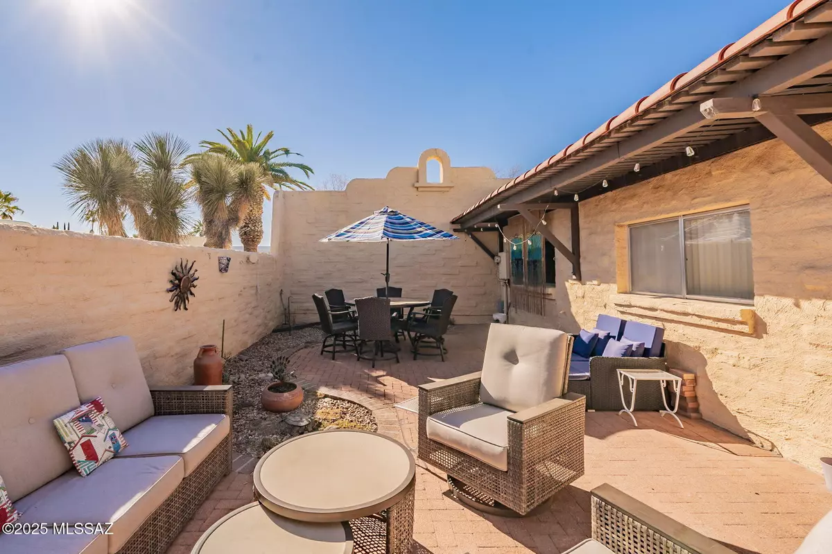 Green Valley, AZ 85614,606 W Placita Nueva