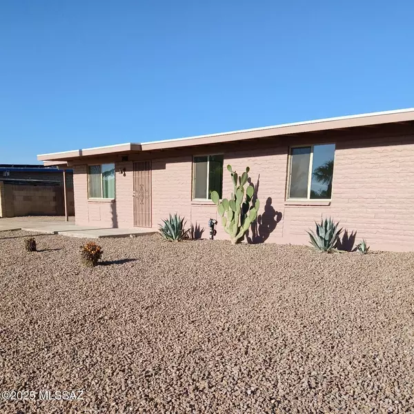 3911 S Evergreen Avenue, Tucson, AZ 85730
