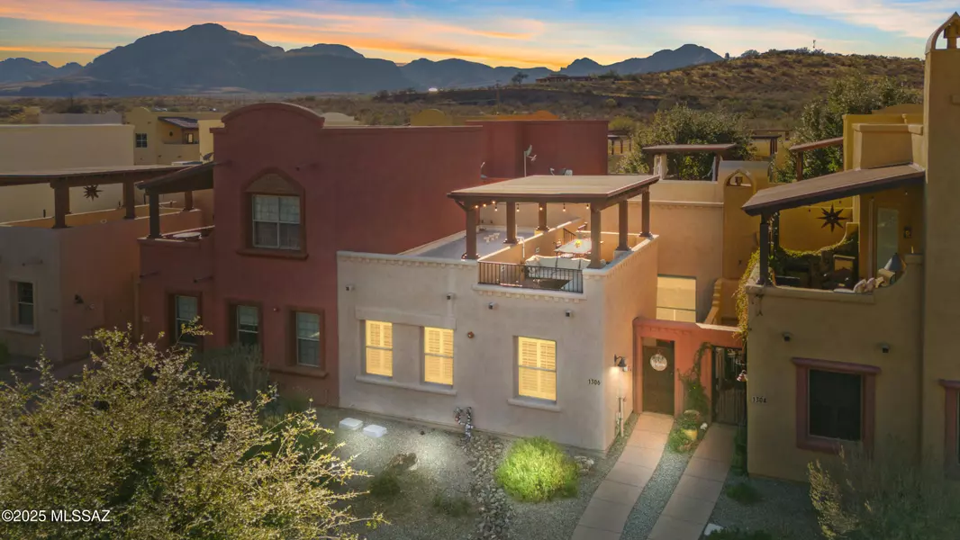 1306 Golden Gate Way, Tubac, AZ 85646