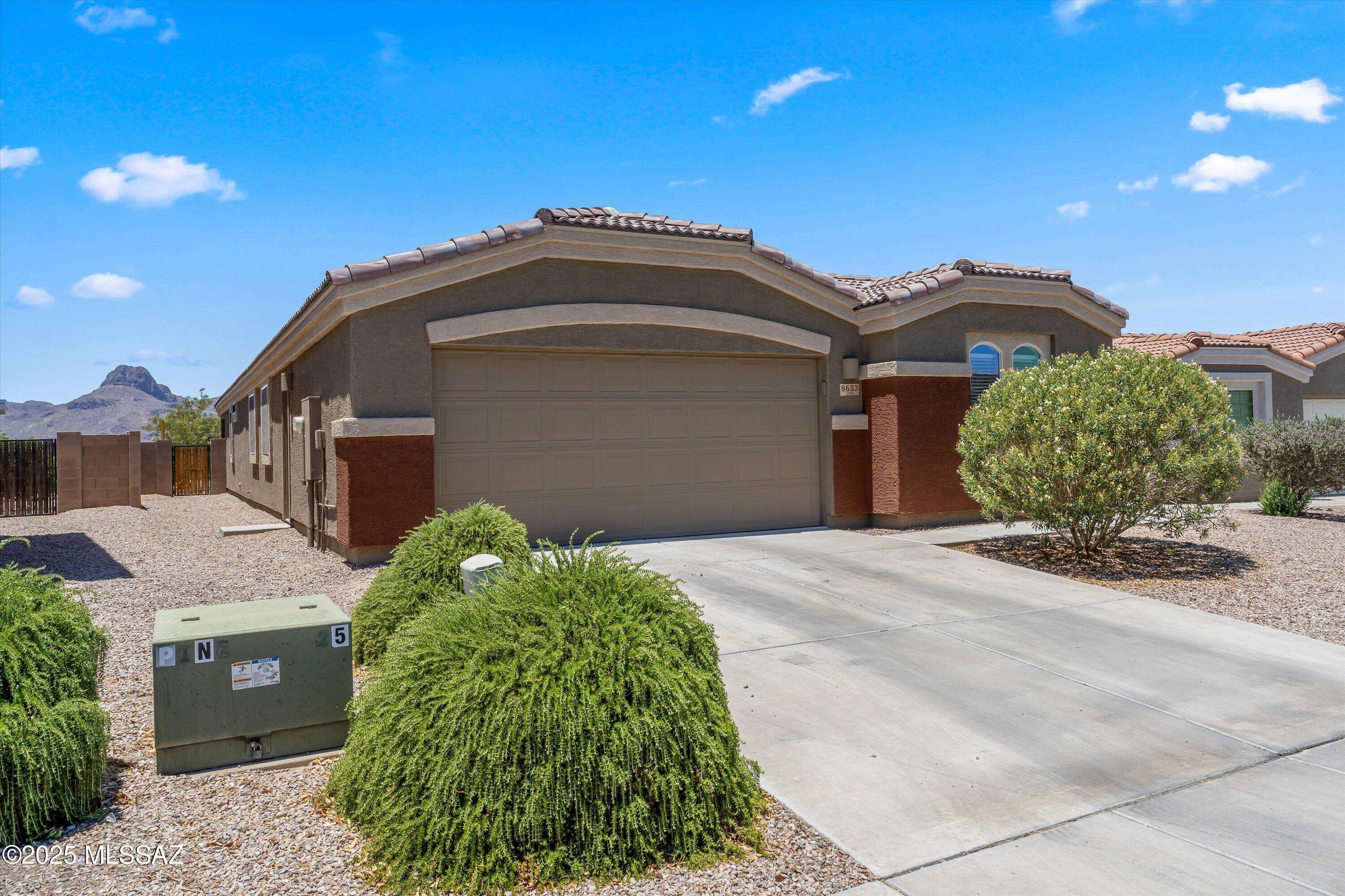 Tucson, AZ 85743,8633 N Continental Links Drive