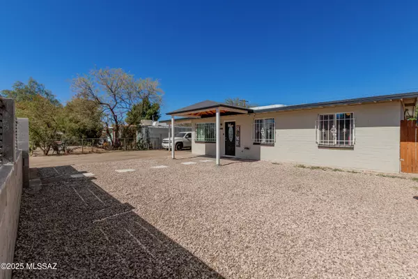 Tucson, AZ 85711,4561 E 31st Street
