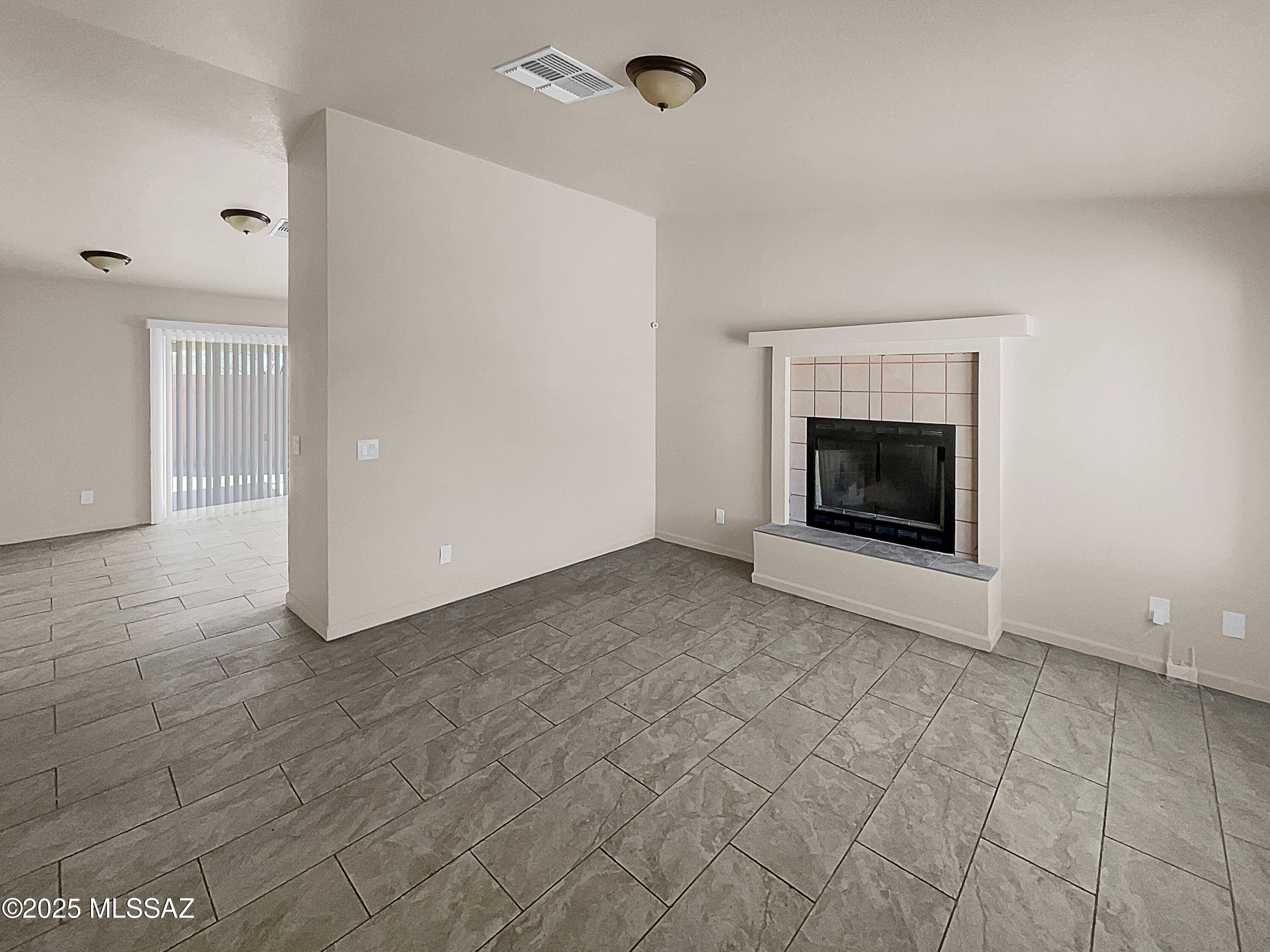 Tucson, AZ 85746,7001 S Avenida Estrada