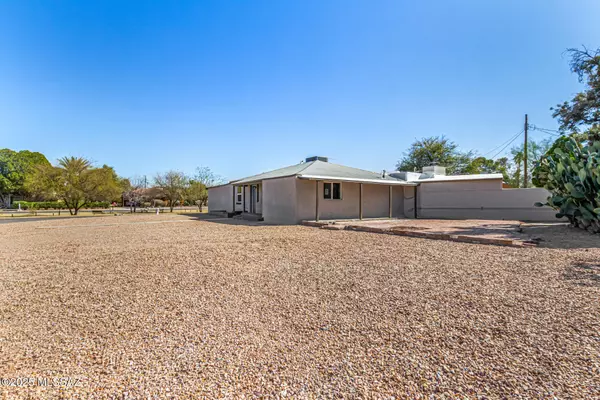 Tucson, AZ 85711,4510 E 6th Street
