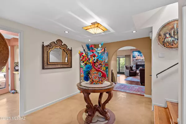Tucson, AZ 85718,6492 N Green Briar Drive