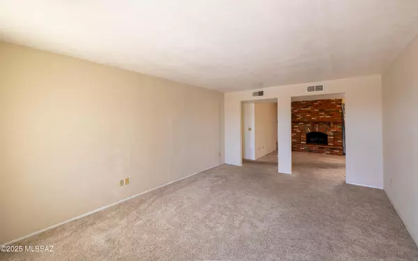 Tucson, AZ 85741,6270 N Thyme Place