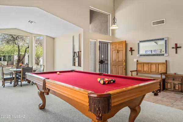 Oro Valley, AZ 85755,13877 Silvercreek Place